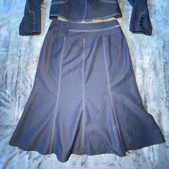 Flattering VTG Mary Tyler Moore Style 2-Piece Vintage Suit - Picture 3 of 11